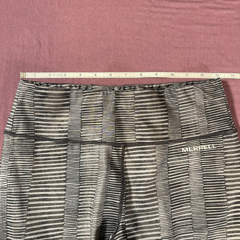 Merrell 28" Inseam High Rise Gray stripped leggings with drawstring- Size Medium - Picture 4 of 8
